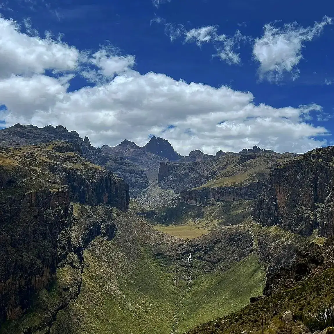 5-Day Mt. Kenya Sirimon-Chogoria Traverse