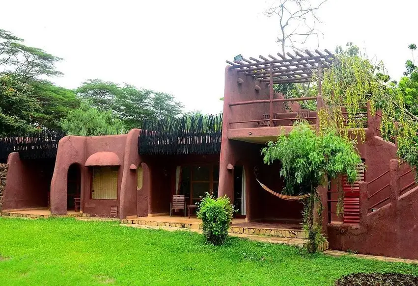 Amboseli Serena Safari Lodge