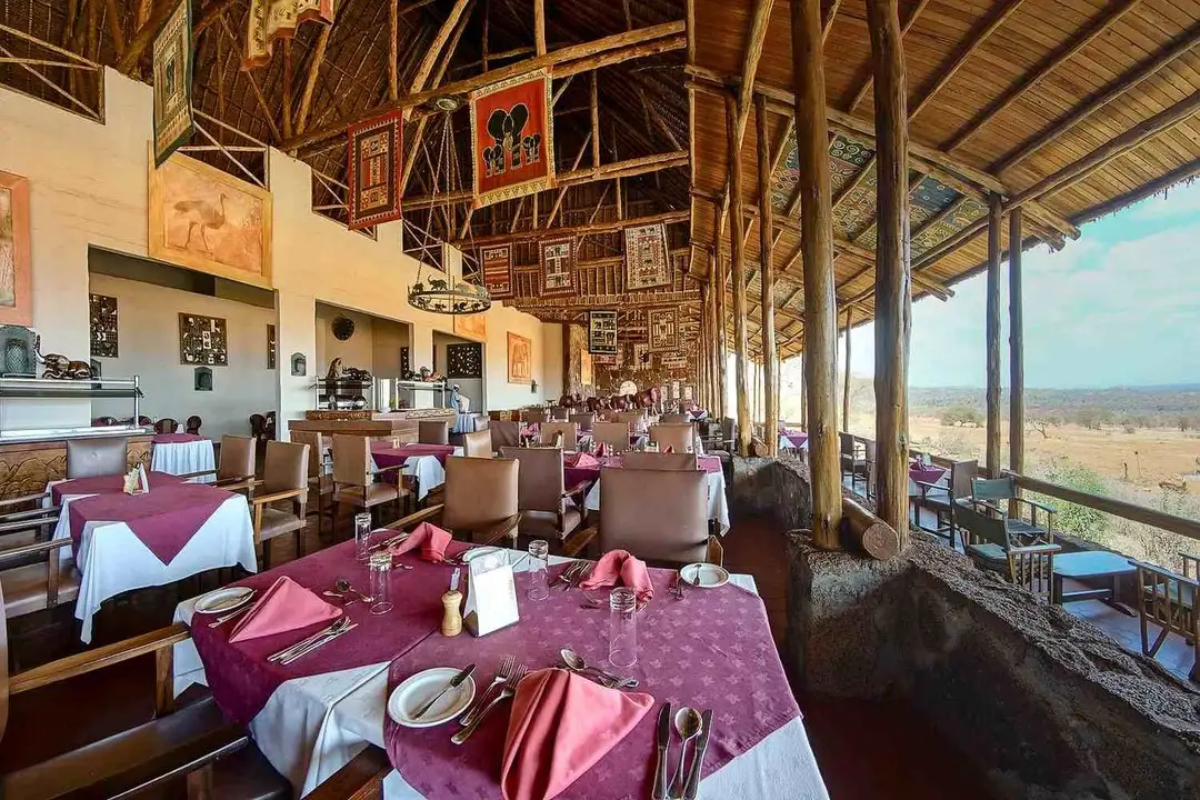 Kilaguni Serena Safari Lodge